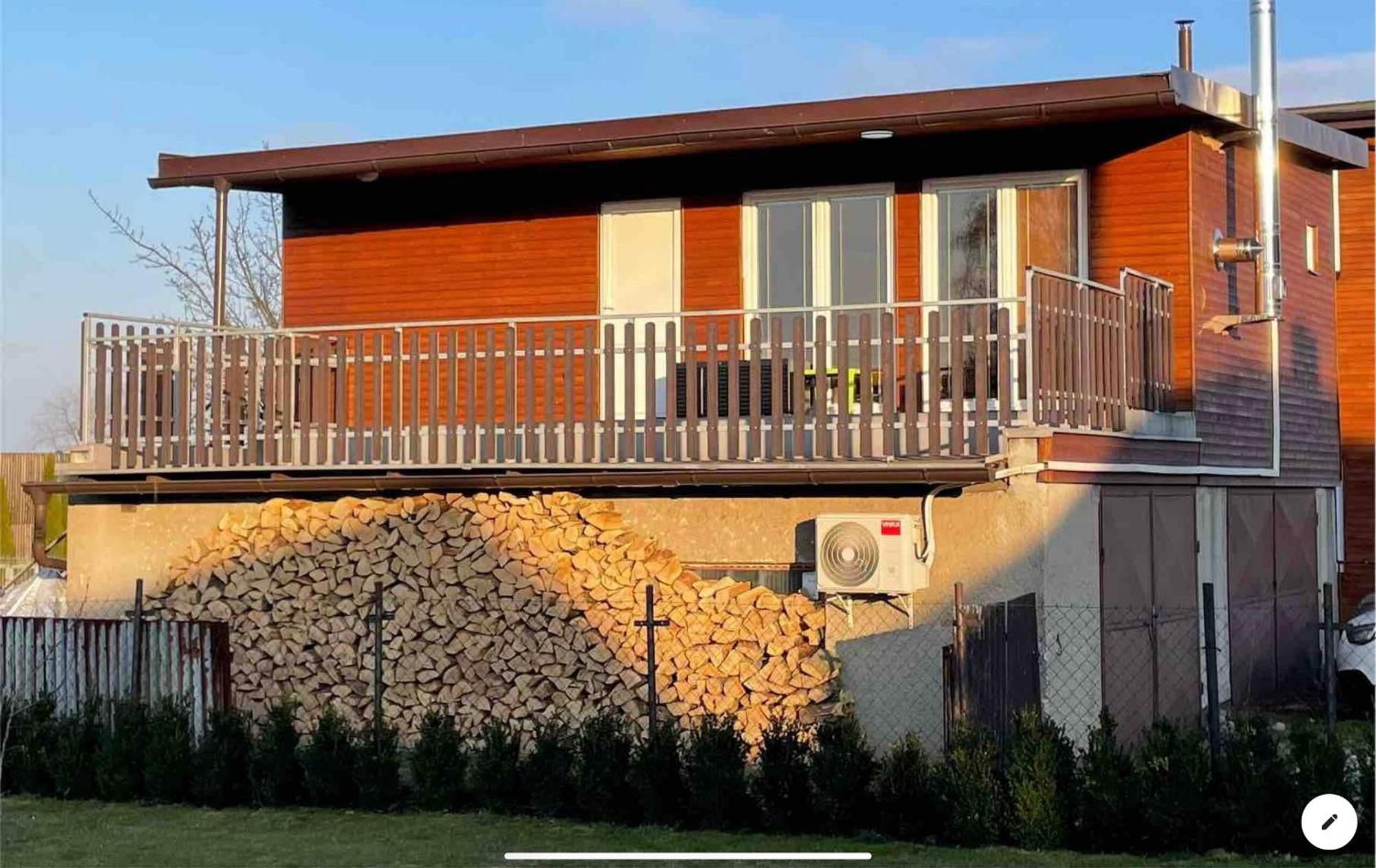 Johnys Apartment Οστράβα Εξωτερικό φωτογραφία